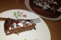 Torta soffice al cioccolato con scagliette di fondente: la ricetta cruelty free